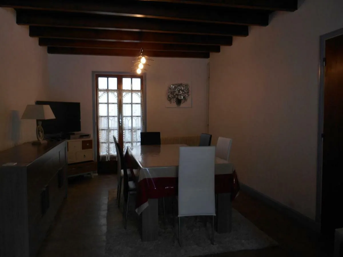 Casa de Férias Gite Des Grivats Cusset